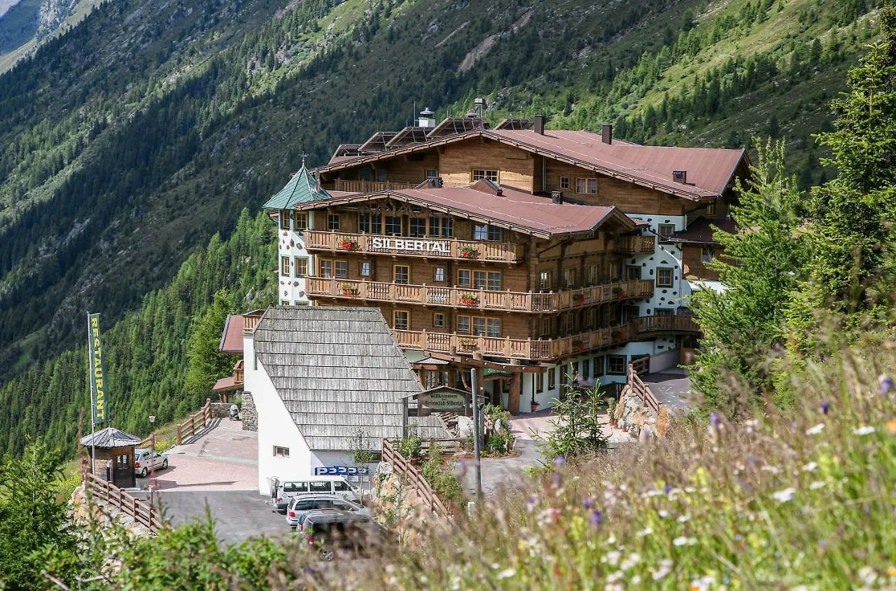 Hotel Silbertal Sölden 4*,