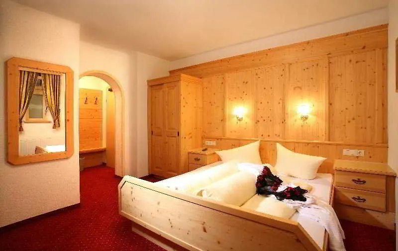 Hotel Silbertal Solden 4*,